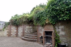 Photo 17- click for photo gallery